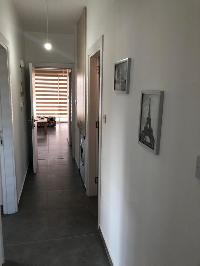 Reflex Apartment Spacious&Comfortable Nicosia Exterior foto